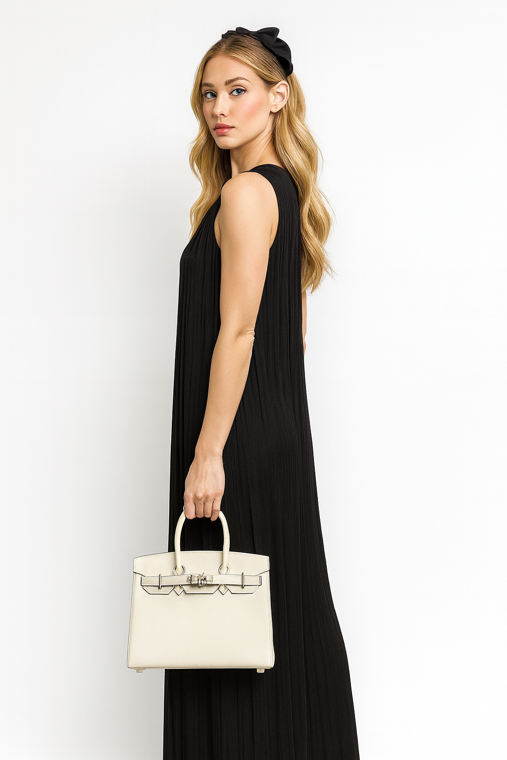 Classic Top Handle Bag 25
